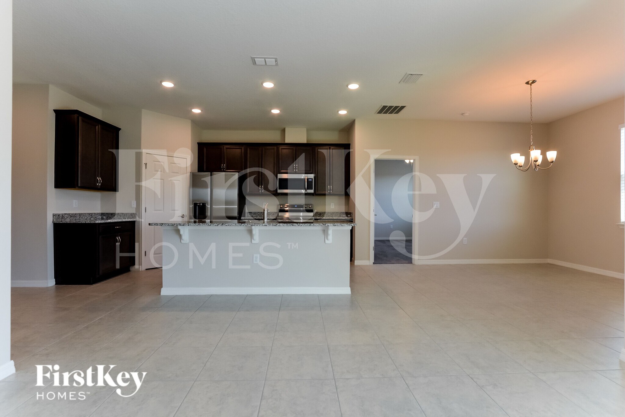 Building Photo - 1261 Spokane Pt