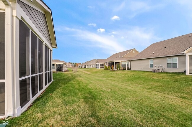 Building Photo - 1659 Dewey Dr
