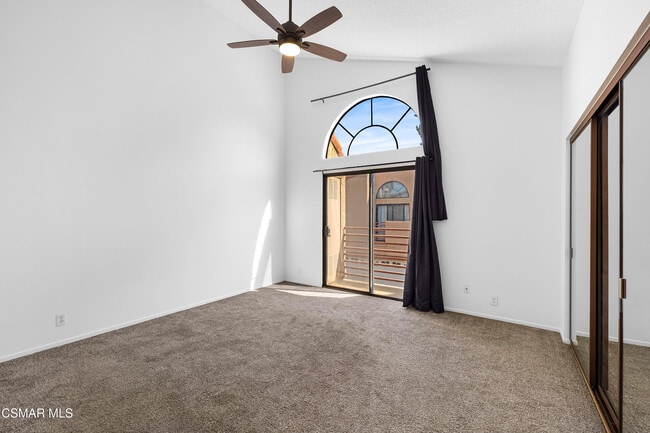 Building Photo - 5291 Colodny Dr