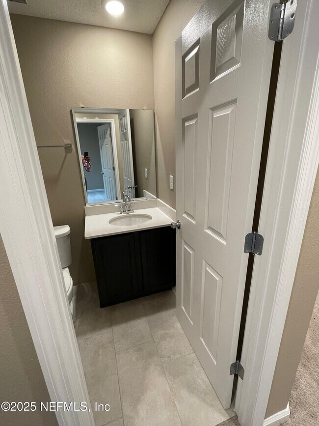 Building Photo - 99 Great Star Ct