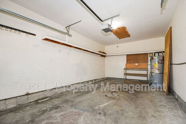 Building Photo - 207 Lynton Ct