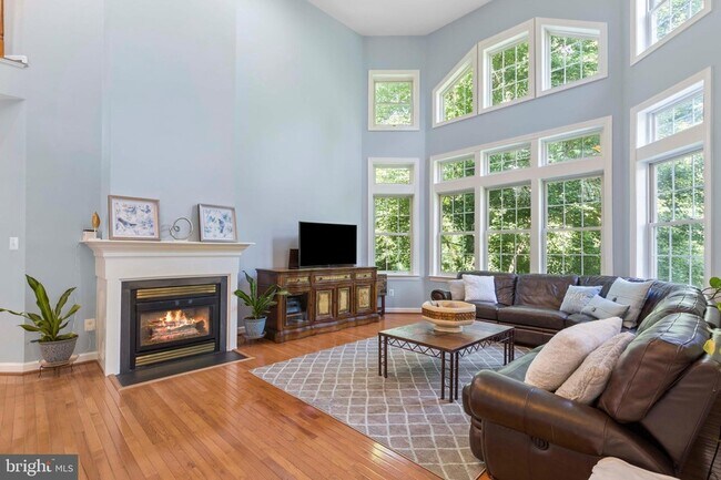 Building Photo - 12980 Highland Oaks Ct