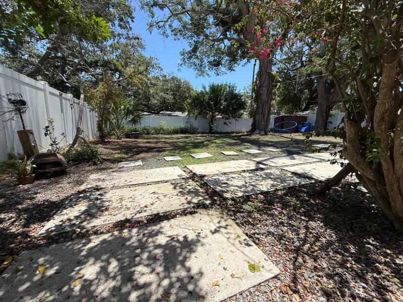 Building Photo - 4034 S Westshore Blvd