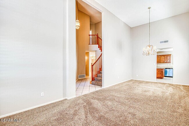 Building Photo - 6076 Los Siglos Dr