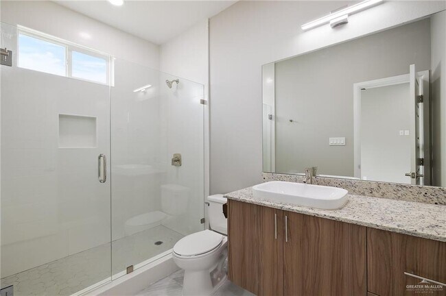 Building Photo - 29 Las Vistas Ln