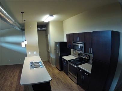 Building Photo - 5106 Delaware Ave