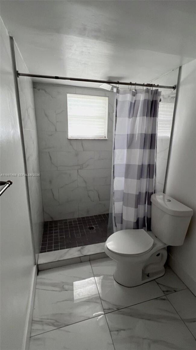 Building Photo - 8215 Lake Dr