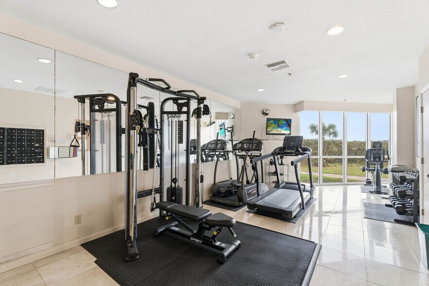 Building Photo - 3870 North Highway A1A-SI FL6-ID1537502P