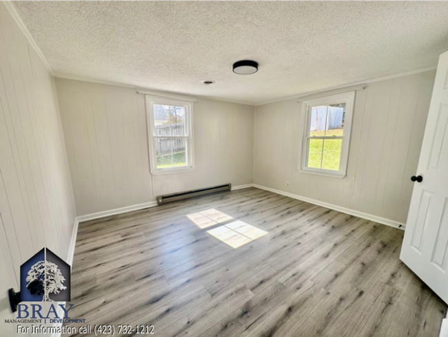 Building Photo - 700 Antioch Rd