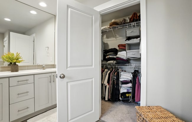 Building Photo - New Corner Lot- 3 Car Garage!