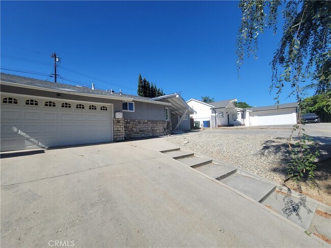 Building Photo - 14935 Nora Pl