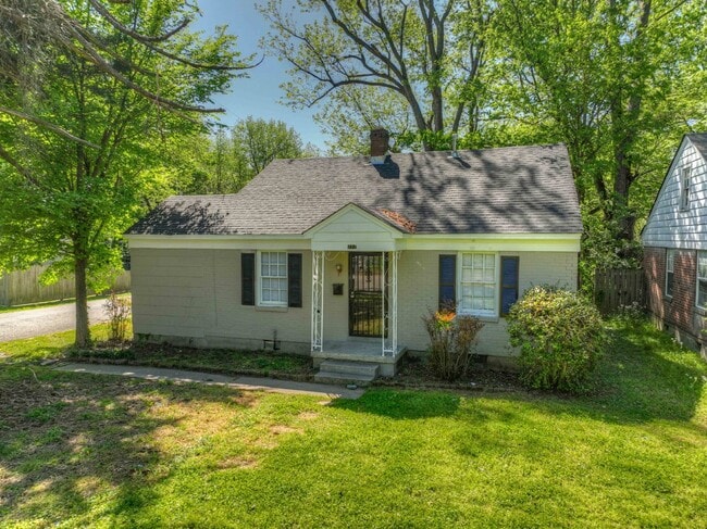 Building Photo - Move-In Special: Qualified Tenants Get 50%...
