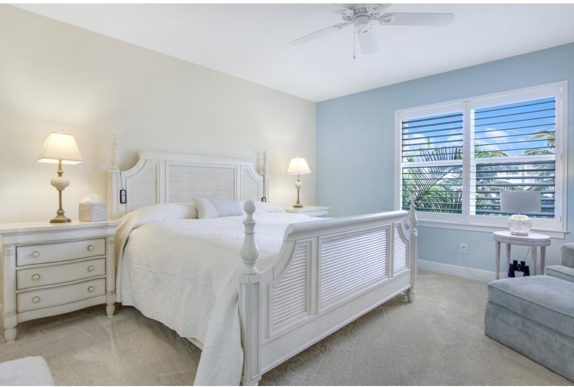 Building Photo - 10187 S Ocean Dr