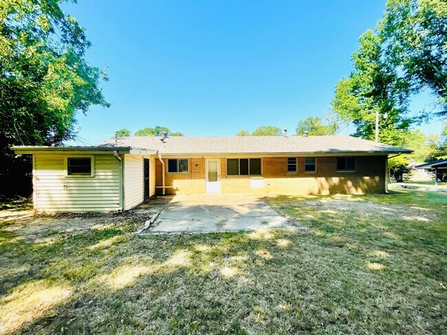 Building Photo - Coming Soon