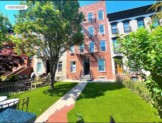 Building Photo - 123 3rd Pl