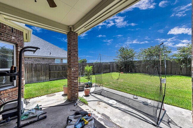 Building Photo - 27923 Barberry Banks Ln