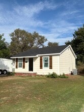 Building Photo - 1037 E Pecan St
