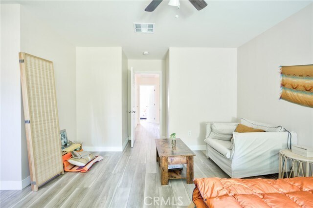 Building Photo - 273 Newell Dr