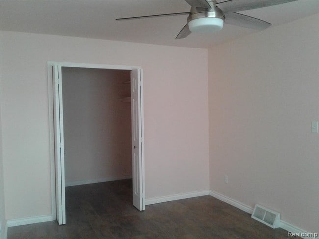 Building Photo - 5192 23 Mile Rd