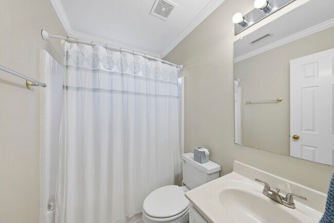 Building Photo - 9429 Shallcross Way