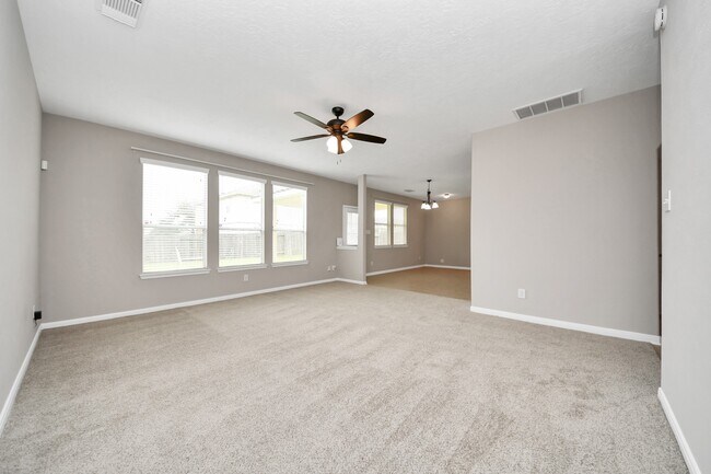 Building Photo - 7447 Oakwood Canyon Dr