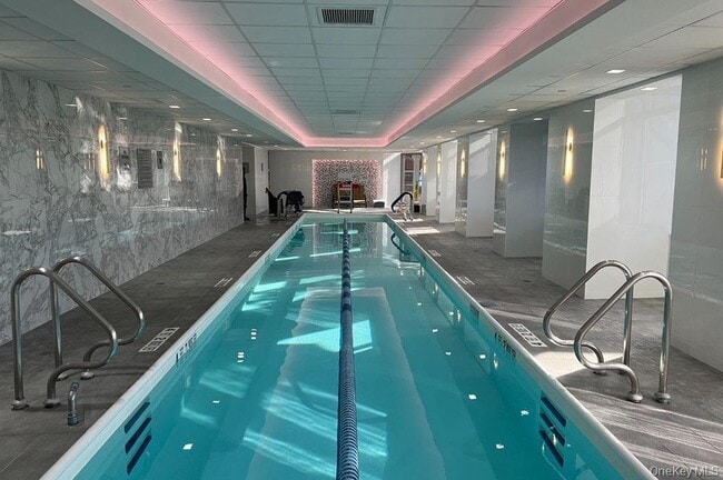 Building Photo - 112-01 Queens Blvd