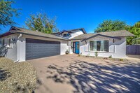 Building Photo - 8420 E Keim Dr