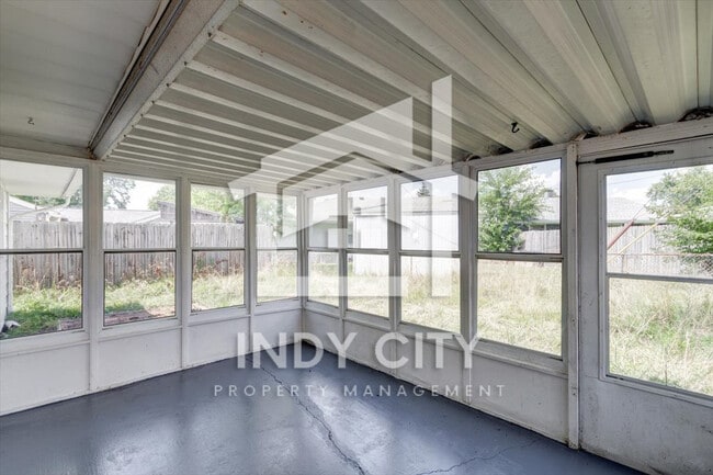 Building Photo - 8104 E 50th St