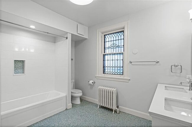 Building Photo - 1315 Denniston St