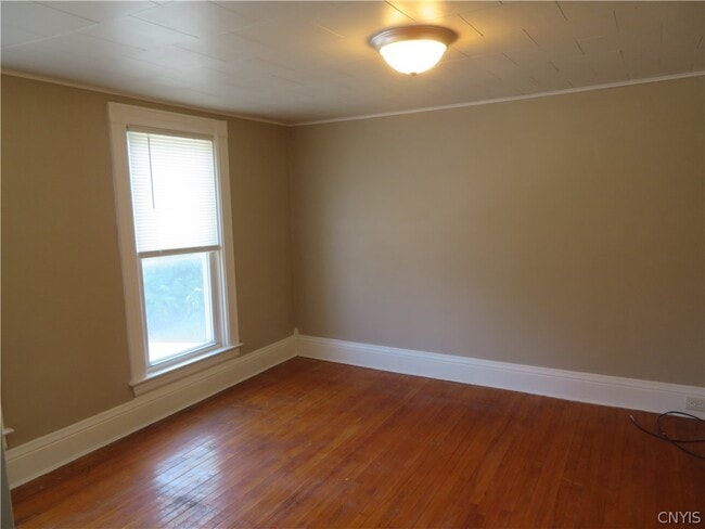 Building Photo - 308 Hartford Pl