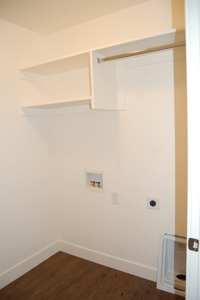 Building Photo - 132 N 100 W