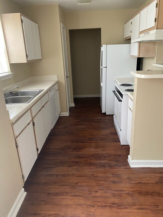 Waller Hillside Plaza 19610 FM 362 Waller TX 77484 Apartment Finder