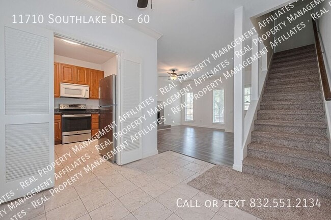 Building Photo - 11710 Southlake Dr