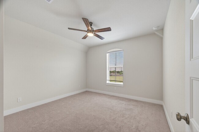Building Photo - 6822 Ivory Sedge Trl