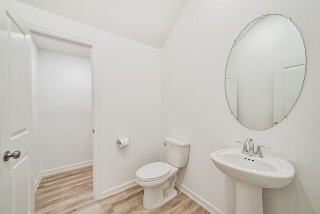 Building Photo - 547 Bristol Tide Ct