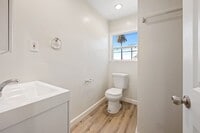 Building Photo - 6321 Gretna Ave