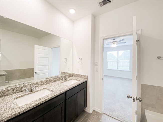 Building Photo - 23123 True Fortune Dr