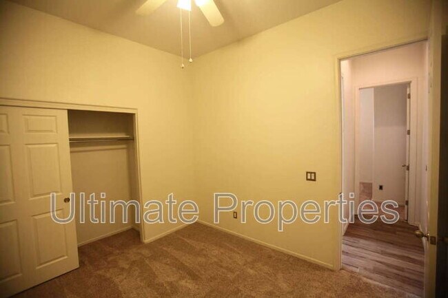 Building Photo - 26134 N Desert Mesa Dr