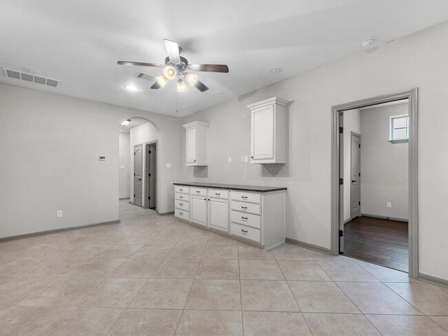 Building Photo - 211 Cheswood Forest Pl