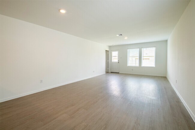 Building Photo - 25296 Leather Leaf Ct