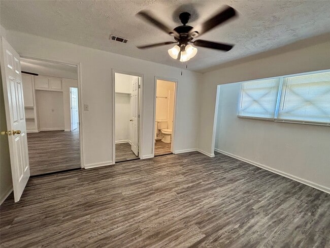 Building Photo - 7211 Orlando St