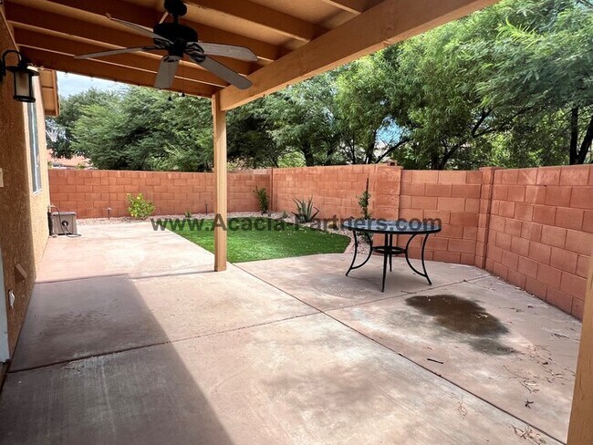 Building Photo - Three Bedroom home in Rancho Escondido