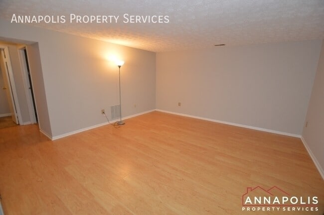 Building Photo - 1186 White Coral Ct