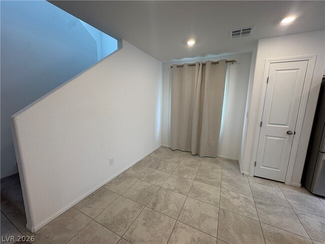 Building Photo - 5451 Barcola Ave