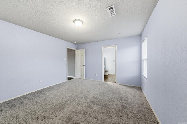 Building Photo - 26 Dunnaway Dr