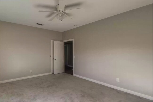 Building Photo - "Discover Spacious Living: 4-Bedroom, 3-Bath Gem in Brentwood's Autumn Crossing!"