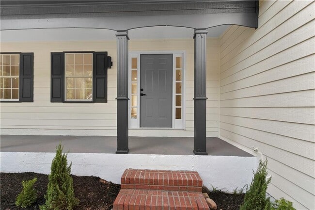 Building Photo - 3415 Camens Ct NE