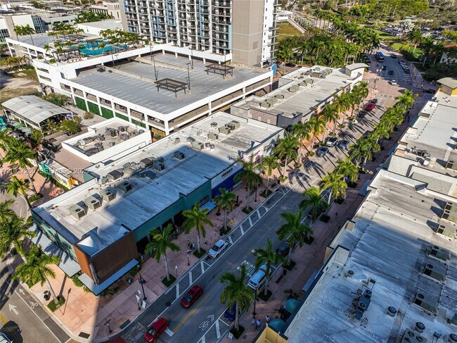 Building Photo - 5300 Paseo Blvd