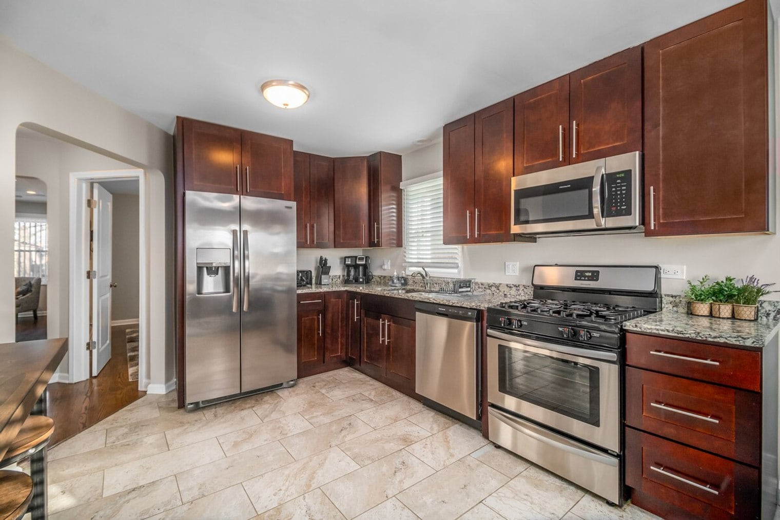 Building Photo - 3833 S 61st Ct