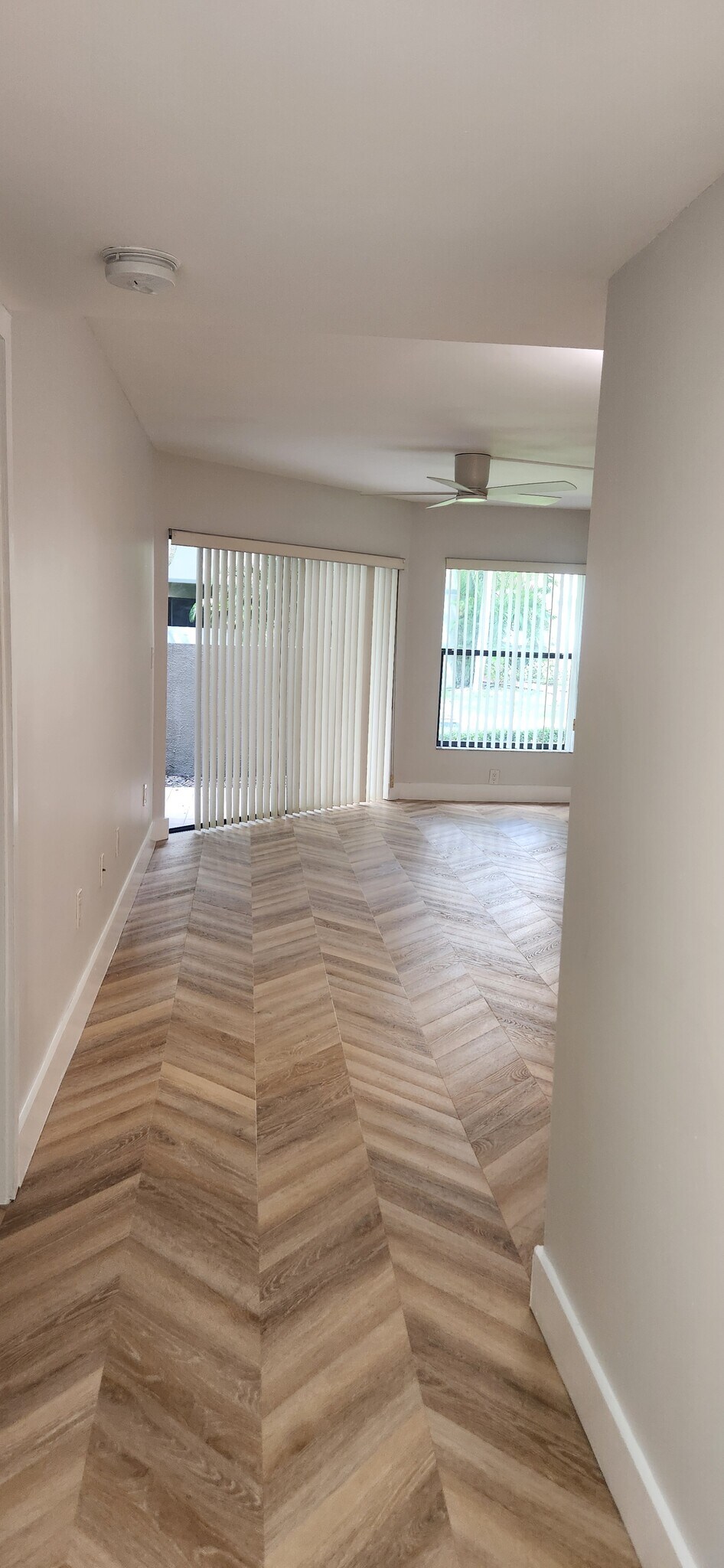 Walking in - 13255 SW 88th Ln